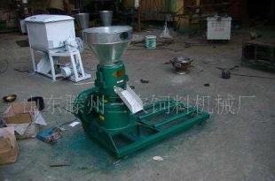 山東滕州三農飼料機械廠 專業制造飼料制粒機，助力現代化養殖與飼料工業